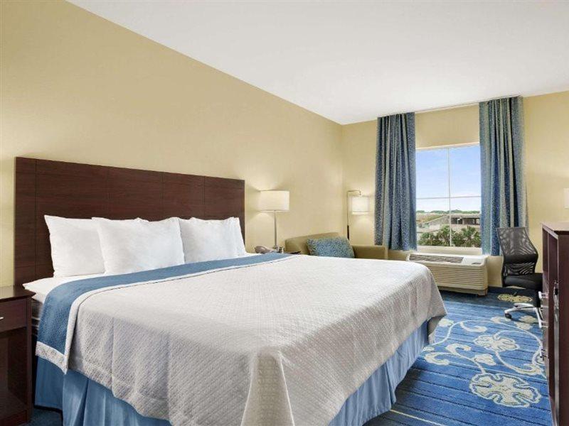 Spark By Hilton ויקטוריה מראה חיצוני תמונה
