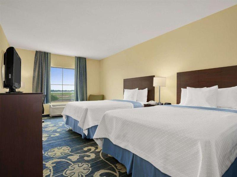 Spark By Hilton ויקטוריה מראה חיצוני תמונה